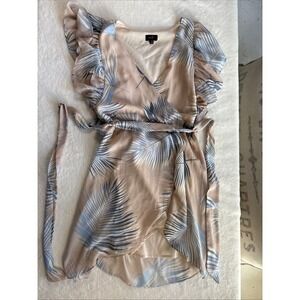 Ontwelfth Women's Beige Polyester V-Neck Short Sleeve Knee Length Dress Large